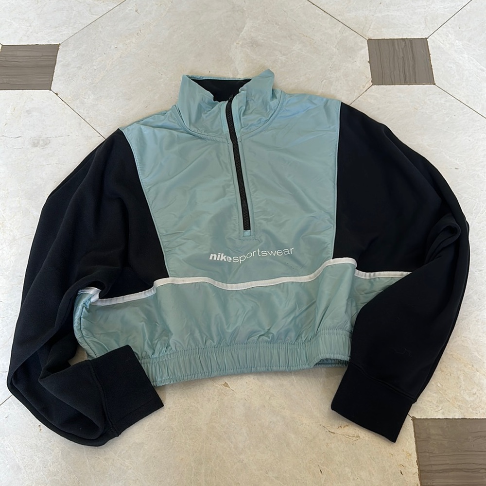 Nike cropped jacket!